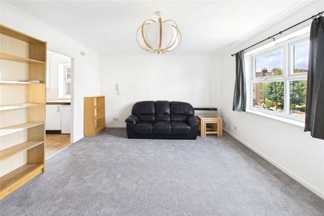 Flat 4, Kingfisher Court, 41, Lewin Road, London photo 4