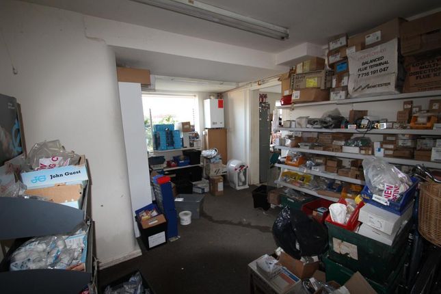 14, Simpson Road, Bletchley photo 3