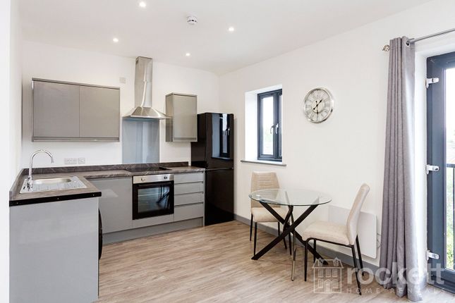 8, London Mews, Stoke On Trent photo 5