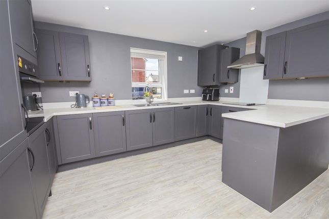 6, Prospero Drive, Wellingborough photo 3