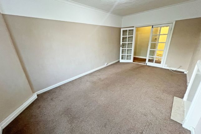 8, Stoneygate Court, Leicester photo 4