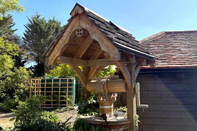 3-bed detached on Well Cottage, Leighton Buzzard, £1,250,000