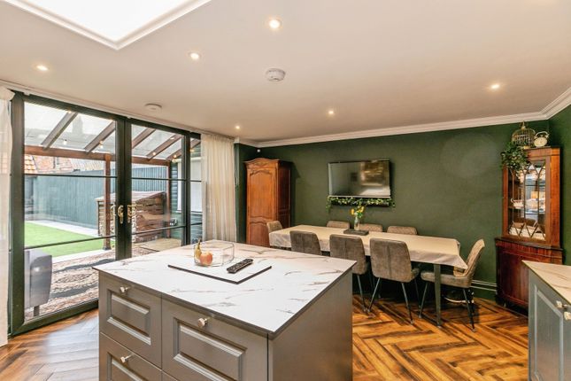 253, Avonmouth Road, Somerset photo 3