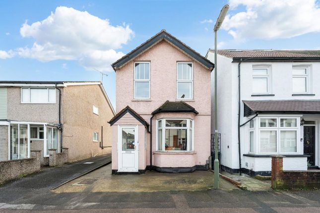 2-bed detached on 52, Diceland Road, Banstead, £475,000