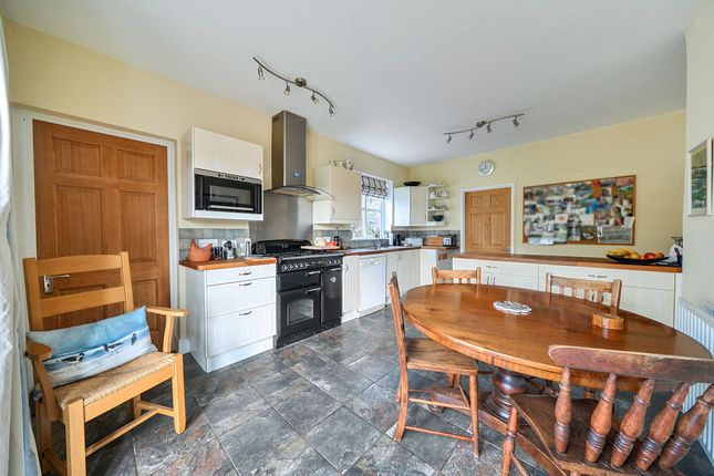 Balls Farm House, Balls Farm Road, Exeter photo 4