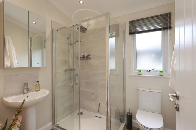 R22. Hunters Lodge, Glendevon Country Park, Perth and Kinross photo 4