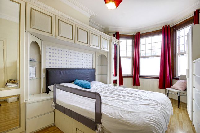 Terraced house for sale in Northcott Avenue, London