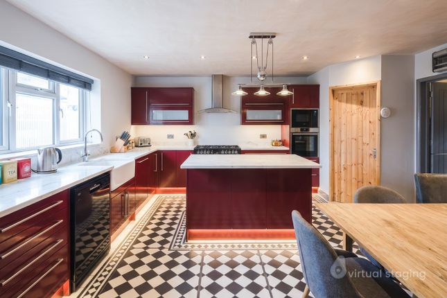 12 Okebourne Park, Swindon, Wiltshire photo 2