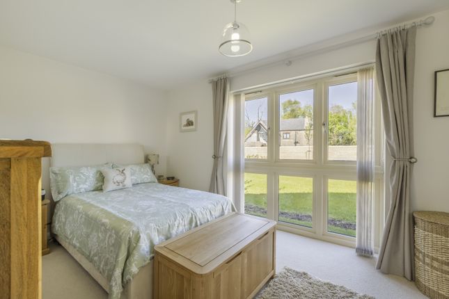 6, Rooktree Farm Court Down Ampney, Cirencester photo 4