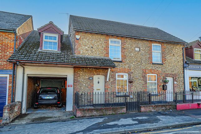 3-bed house on St. Johns Road, Hemel Hempstead, £500,000