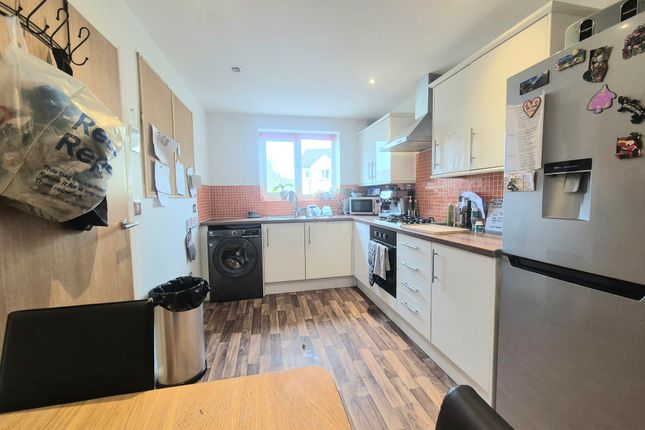 6, Brookdale Court, HALIFAX photo 5