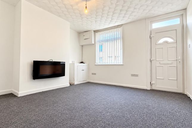 10, Carlton Street, Prescot photo 4