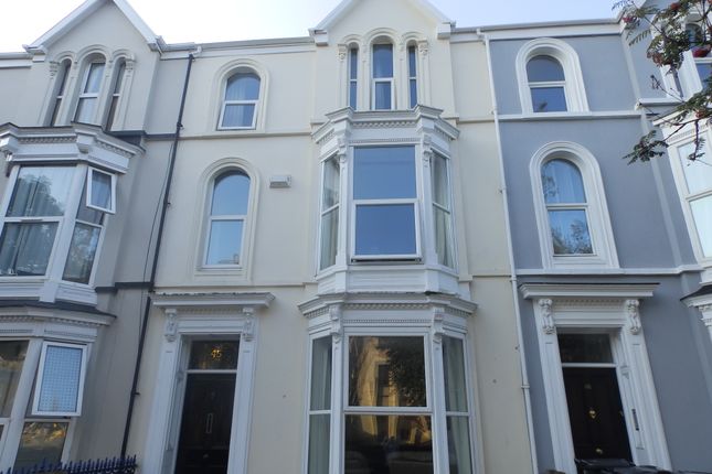 Thumbnail Shared accommodation to rent in Walter Road, Swansea