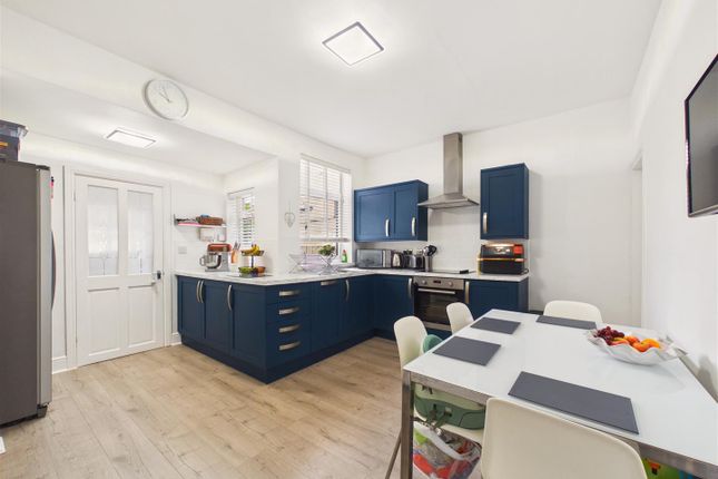 4, Westbourne Avenue, Hessle photo 3