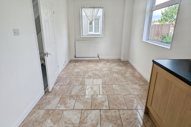 358, Brays Road, Birmingham photo 5