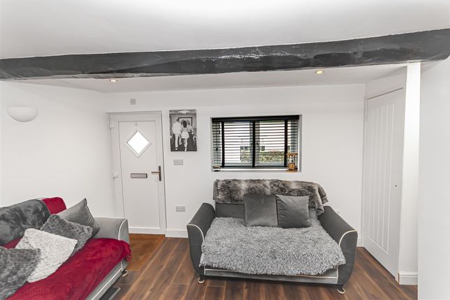 6, Hamer Street, Bury photo 4