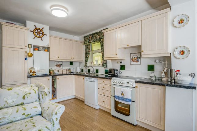 127, Lyndhurst Road, Southampton photo 4