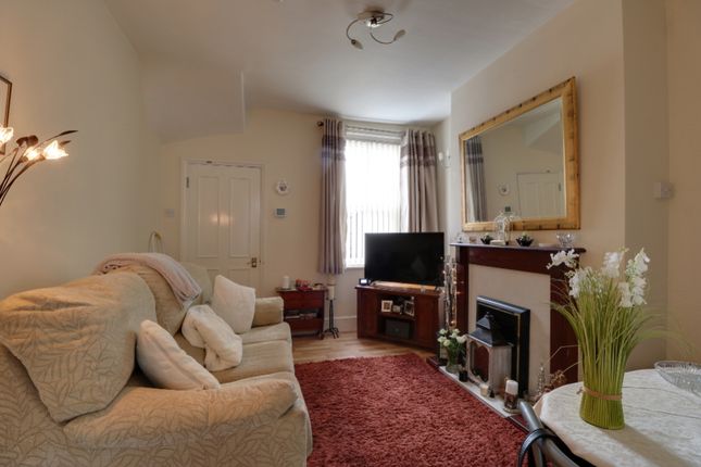 End terrace house for sale in Harrowby Road, Grantham, Lincolnshire