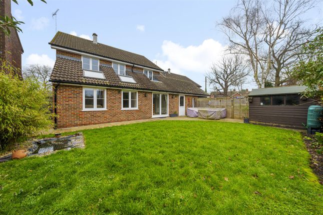 Detached house for sale in Ashleigh Gardens, Headcorn, Ashford