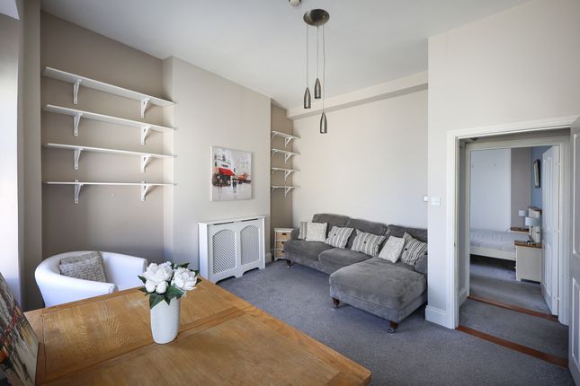 Flat 3, Mount Pleasant, 21 Sausmarez Street, St Peter Port photo 4