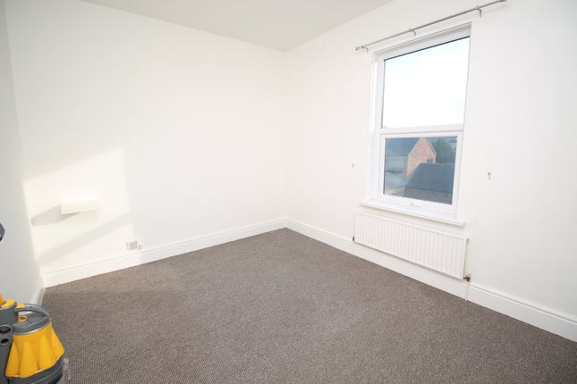 6, Stentons Terrace, Mexborough photo 5