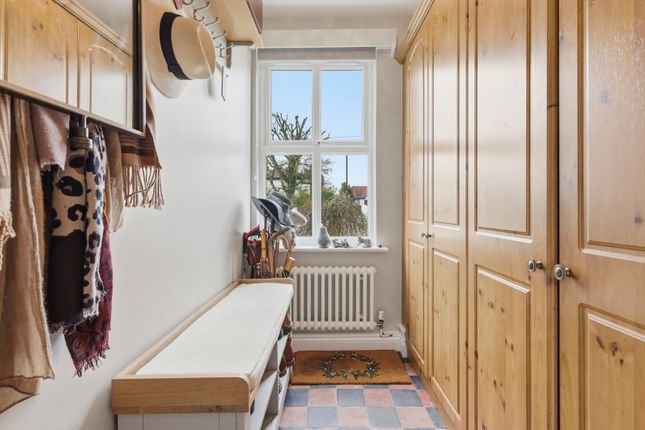 Pear Tree Cottage,, Smallgains Lane, Ingatestone photo 4