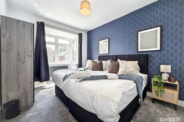 129, Linden Avenue, Ruislip photo 3
