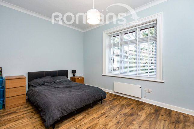 Flat 12, North Minden House, Camberley photo 4