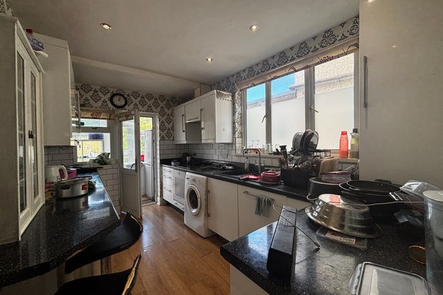 22 Mackie Avenue, Bristol photo 2