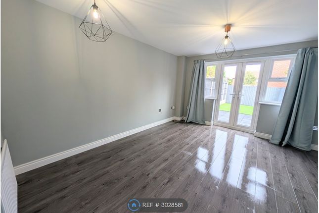 Justinian Close, Hucknall, Nottingham photo 4
