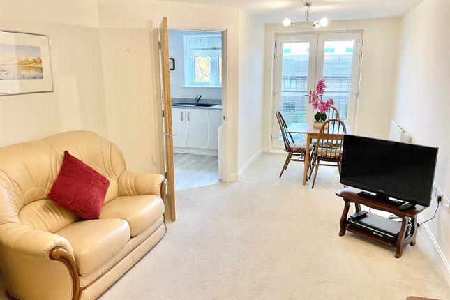 23 Beckett Grange, Berneslai Close, Barnsley photo 2