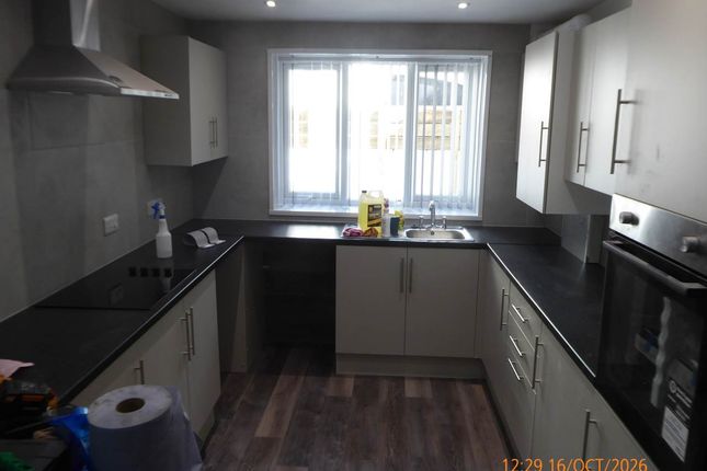 Carmarthen photo 2