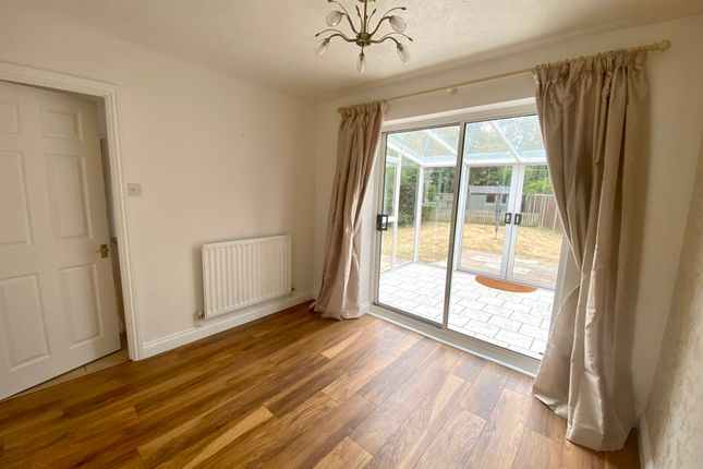 Impson Way, THETFORD photo 4