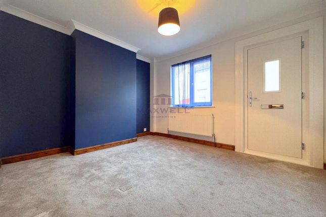  2-Bedroom Home With Large Garden In Sittingbourne, Me10