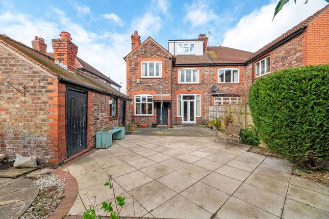 2 Greenbank Road, Warrington photo 3
