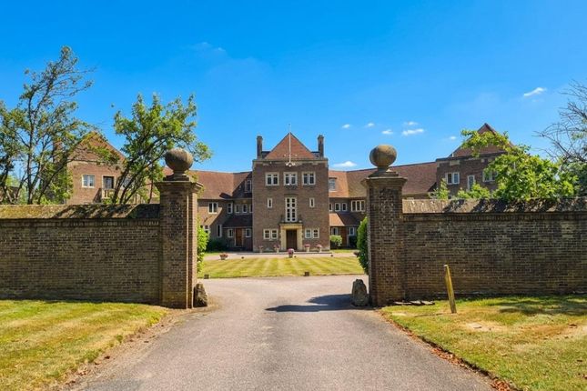 1, Little Horwood Manor, Milton Keynes photo 2