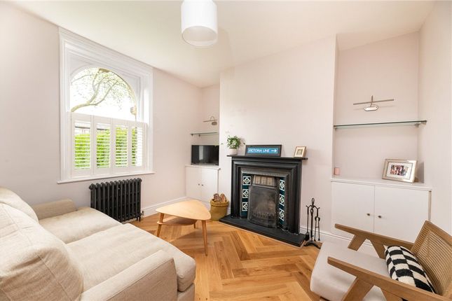 Terraced house for sale in Albert Road, Saltaire, Shipley