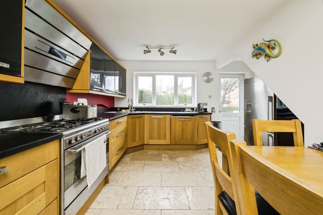 75, Blenheim Way, PETERBOROUGH photo 2