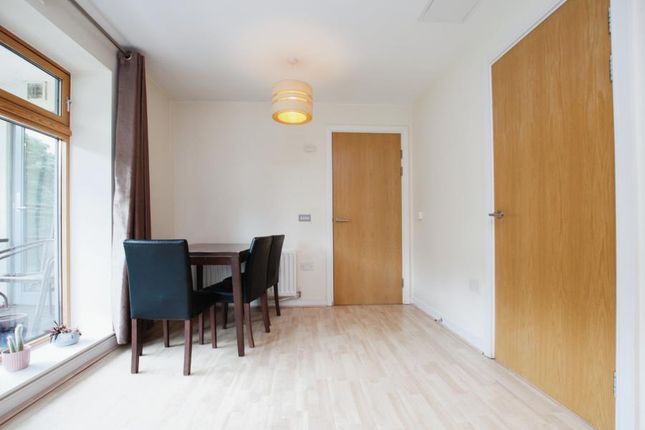 Flat 403 Horizon, Broad Weir, Bristol photo 3