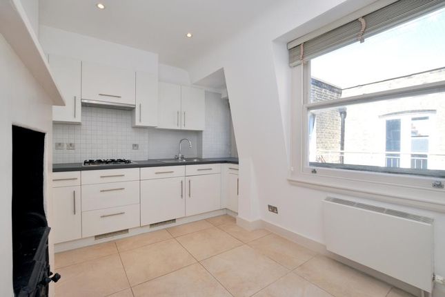 Flat to rent in Long Acre, Covent Garden
