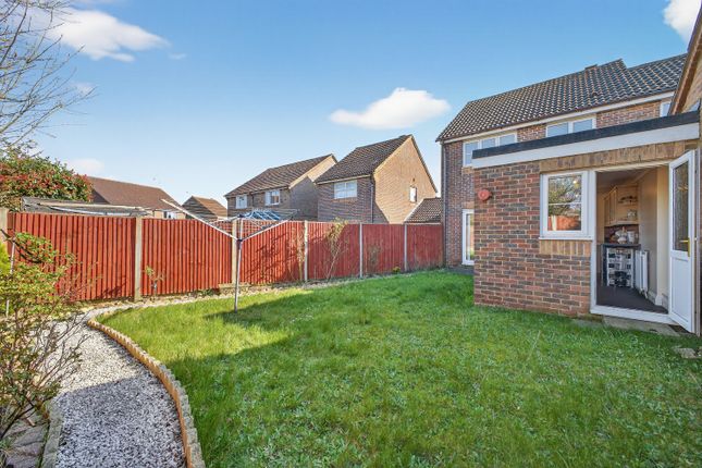 62 Jupiter Gate, Stevenage, Hertfordshire photo 3