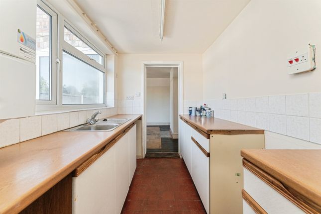42, Brook Street, Ely photo 2