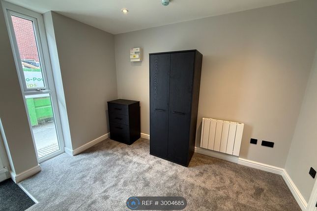 Apartment  Turf Tavern Apartments, College Road, Doncaster photo 4