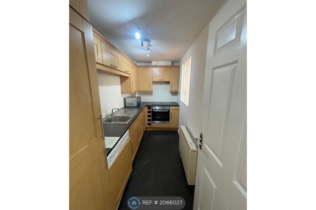 Flat to rent in Wallace Street, Glasgow