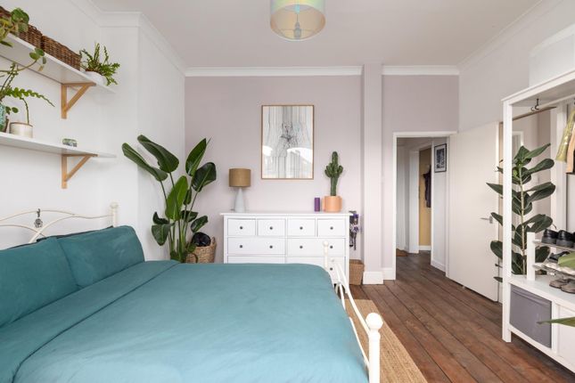 Flat 4, 82, Chesterfield Road, Bristol photo 3