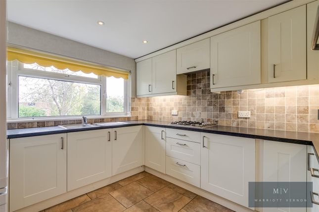 Thumbnail Bungalow for sale in Woodhatch Spinney, Coulsdon