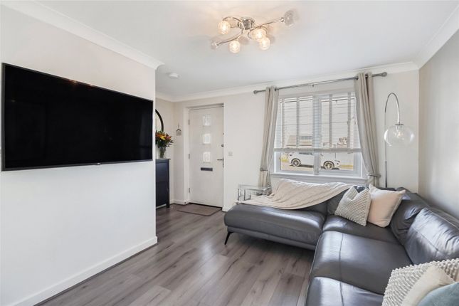 13, Lennox Drive, Glasgow photo 2