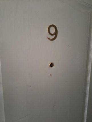 9 Chicheley Court, Sherington Close, Farnborough photo 4