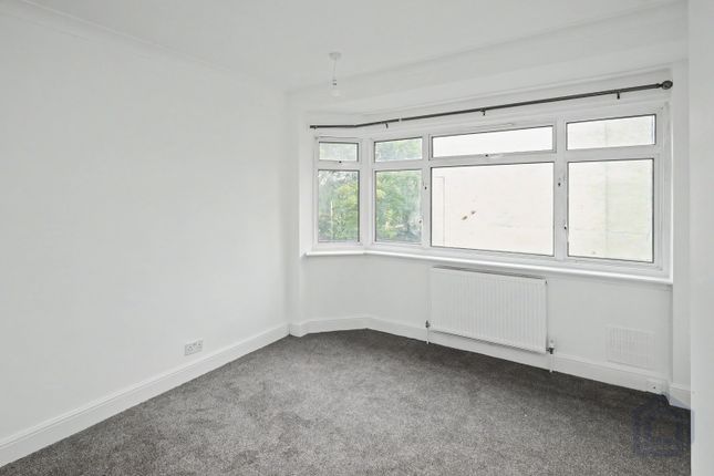 39 Gloucester Close, 39 Gloucester Close, London photo 3