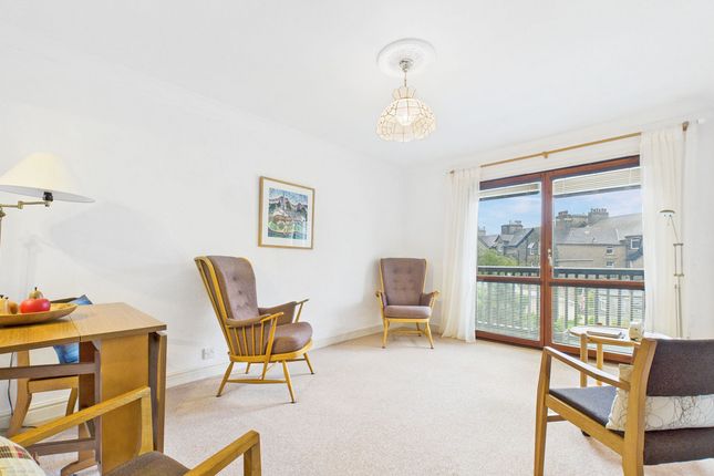 Flat 30, Ashleigh Court, Station Road, Arnside photo 3